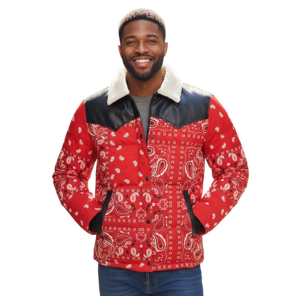 Levi’s Men’s Red Bandana Print Sherpa Collar Jacket XL, Western Puffer Style NWT